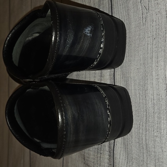 Dansko Professional Metallic Patent Leather Clogs Blue/Gray/Black Size EU 37 - Picture 5 of 9